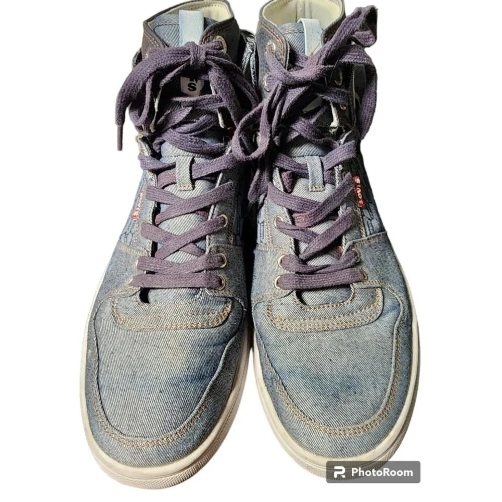 Levis elevate your